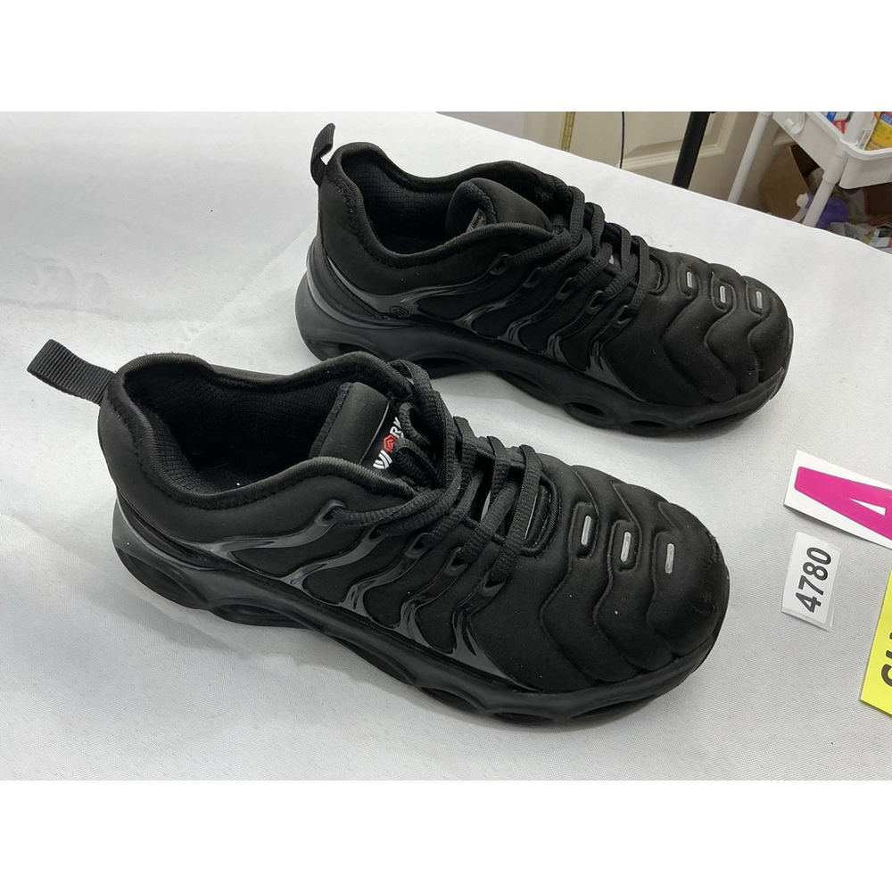Men’s Work Larnmern Work Sneakers 6 Black Steel Toe Lace Up Slip Resistant